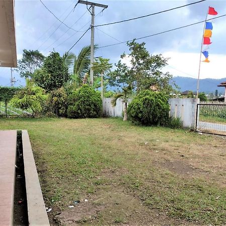 Cikareumbi Villa Lembang Bunda מראה חיצוני תמונה