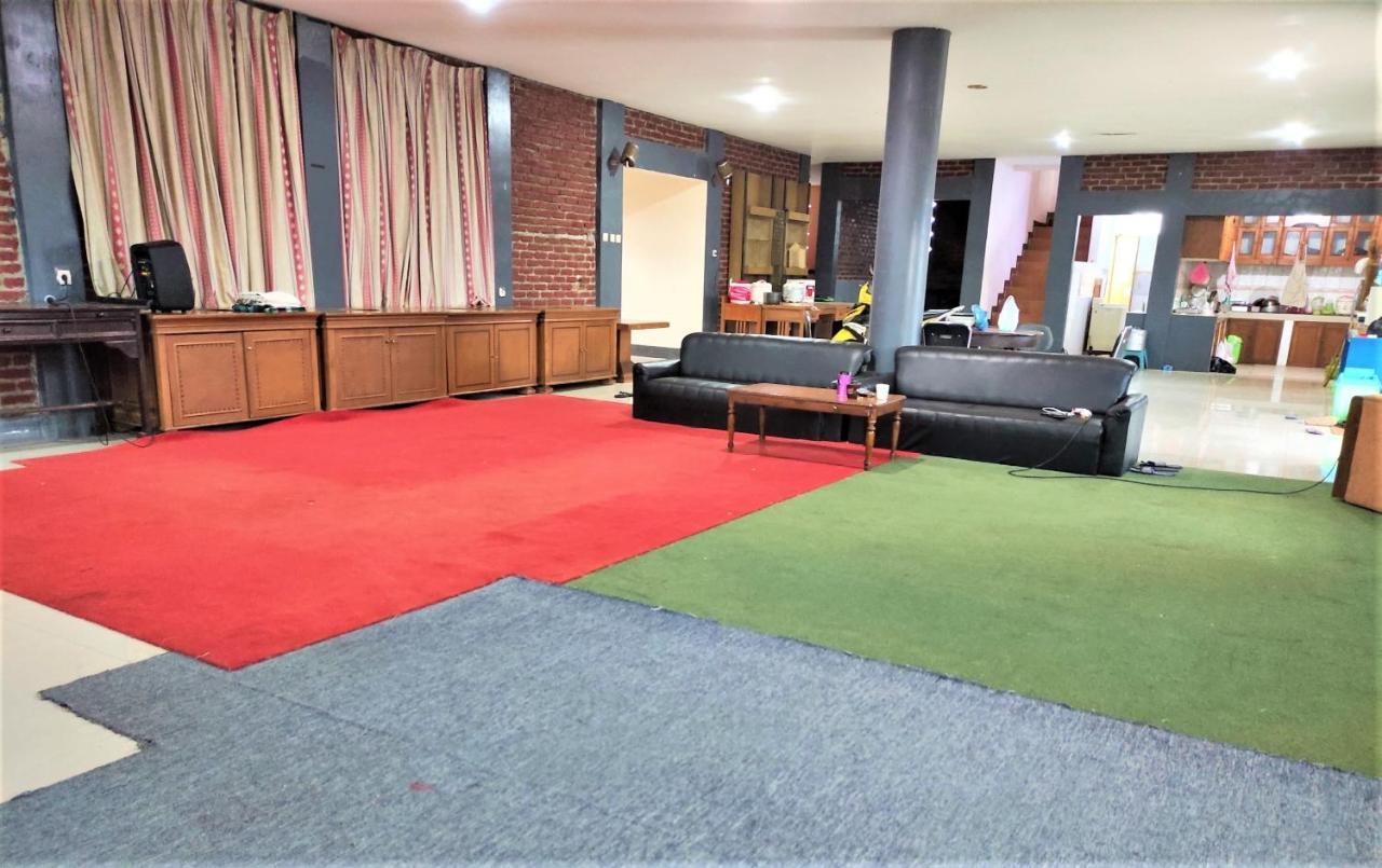 Cikareumbi Villa Lembang Bunda מראה חיצוני תמונה
